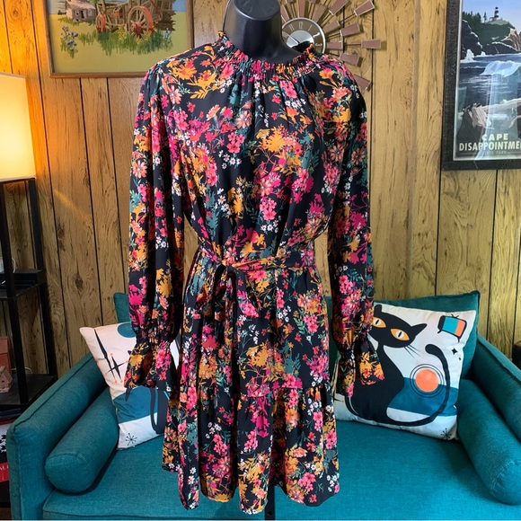 Ophelia Roe Feminine Floral Modest Long Sleeve Dress - Picture 7 of 15